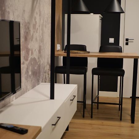 Ferienwohnung Przytulna Kawalerka 77 Breslau Exterior foto